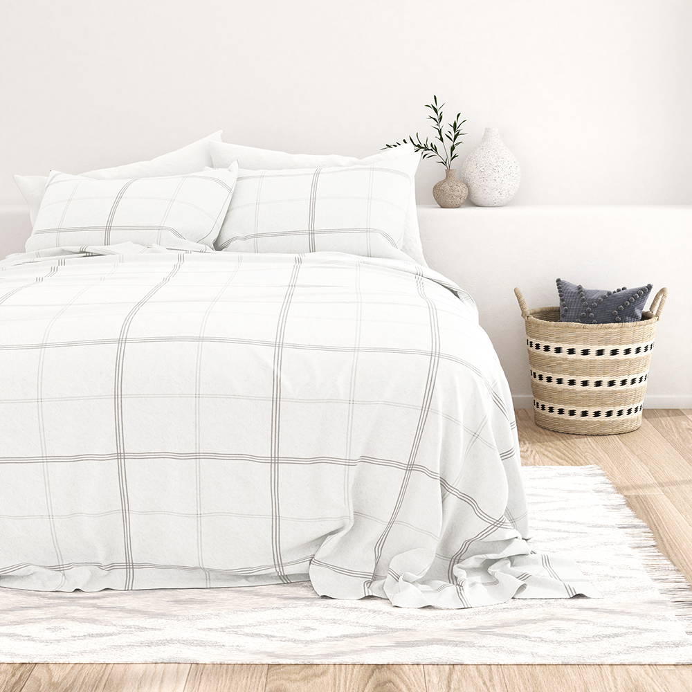 Checkered 4-Piece Flannel Sheet Set