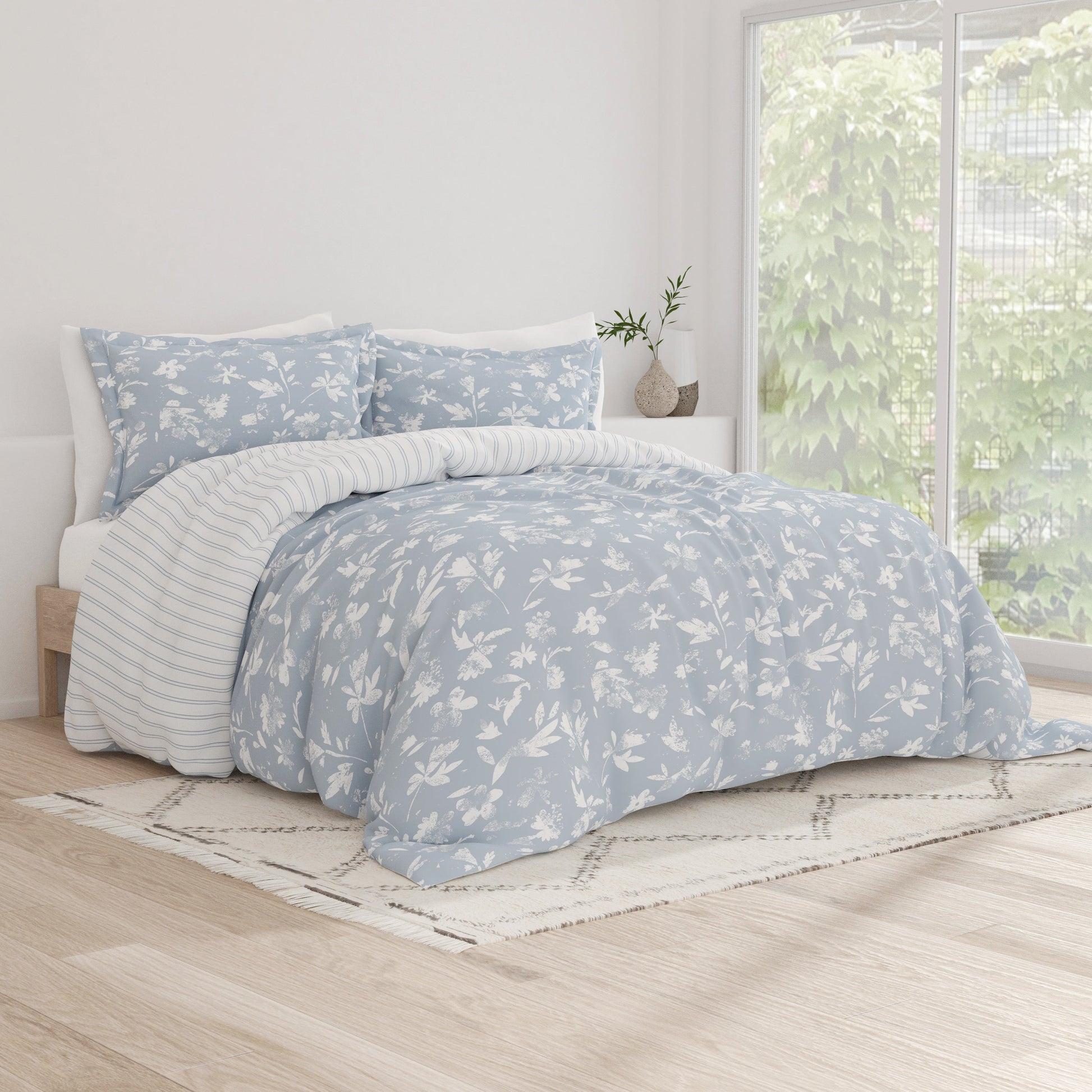 Country Home Reversible - Light Blue