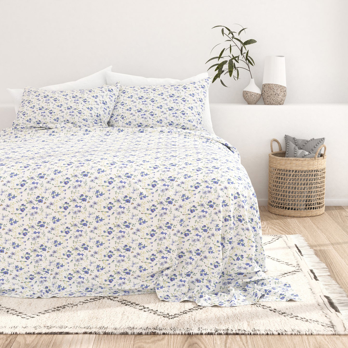 Blossoms Pattern 4-Piece Sheet Set