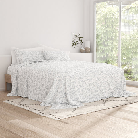 LV Inspired - Bedding set (4pc: comforter, flat sheet, 2