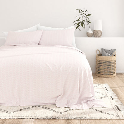 Classic in Pink Pattern 4-Piece Sheet Set