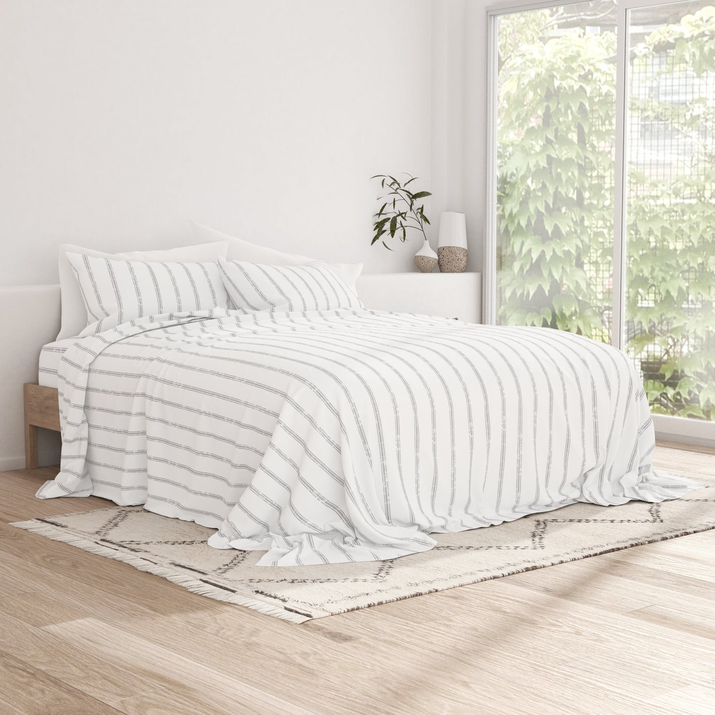 Distressed Line Pattern 4-Piece Sheet Set - Sale